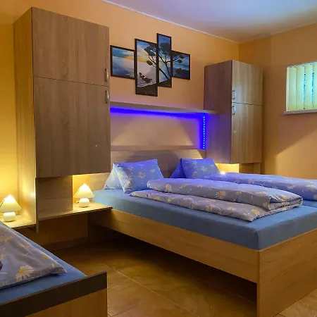 Privat No 13 *