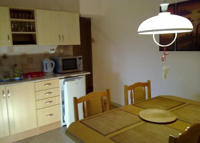 Privat No 13 아파트